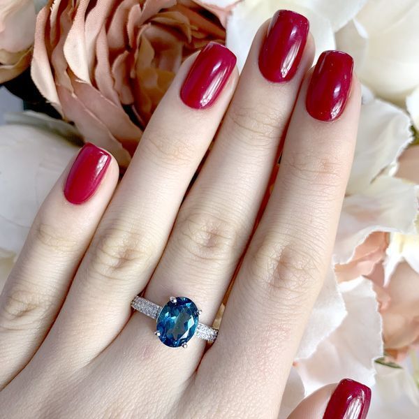 Срібна каблучка з топазом Лондон Блю 2.235ct, вага виробу 3,16 гр (1917206) 18 розмір 1917206 фото