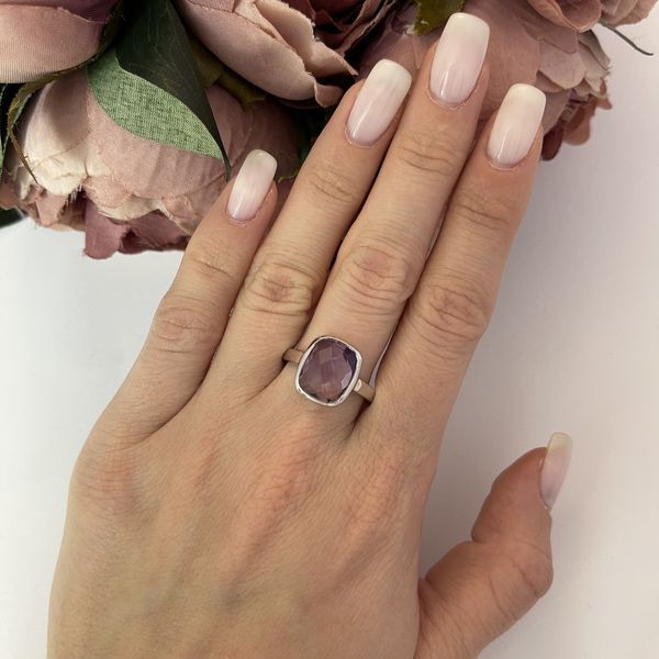 Серебряное кольцо с натуральным аметистом 4.283ct, вес изделия 3,94 гр (2107385) 17.5 размер 2107385 фото