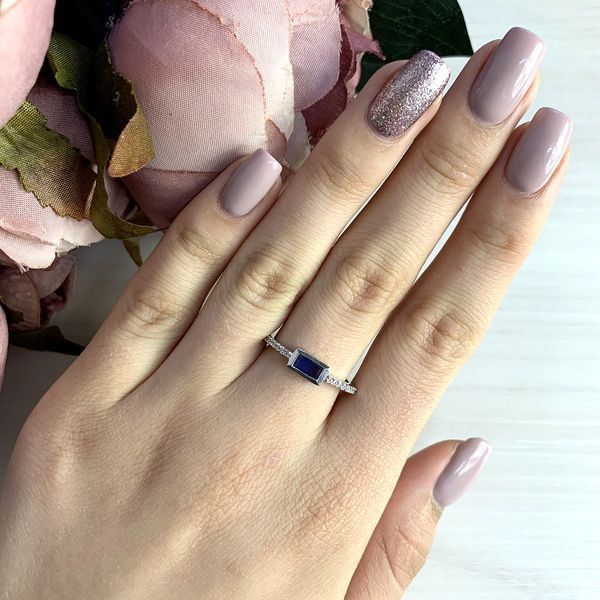Серебряное кольцо с сапфиром nano 0.54ct, вес изделия 1,57 гр (2021780) 17 размер 2021780 фото