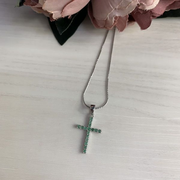 Серебряный крестик с изумрудом 0.63ct (1299043) 1299043 фото