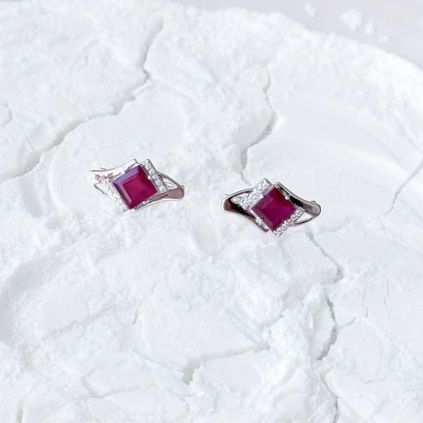 Срібні сережки з натуральним рубіном 2.633ct, фіанітами (2165439) 2165439 фото