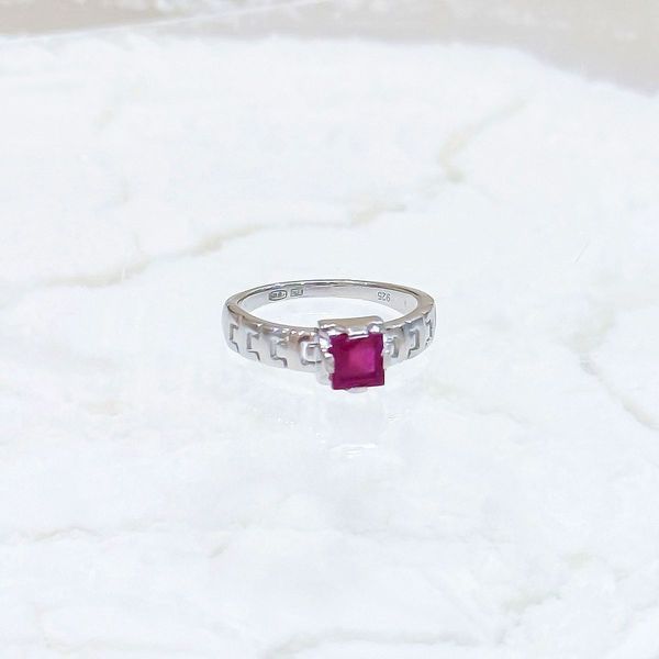 Серебряное кольцо с натуральным рубином 0.883ct, вес изделия 2,68 гр (2165590) 17 размер 2165590 фото