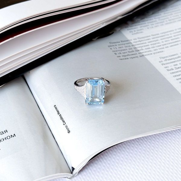 Серебряное кольцо с натуральным топазом 9.91ct, вес изделия 6,08 гр (2165972) 18 размер 2165972 фото