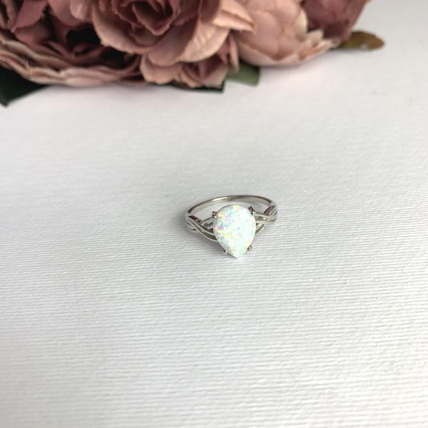 Серебряное кольцо с опалом 1.306ct, вес изделия 2,4 гр (2085744) 17 размер 2085744 фото