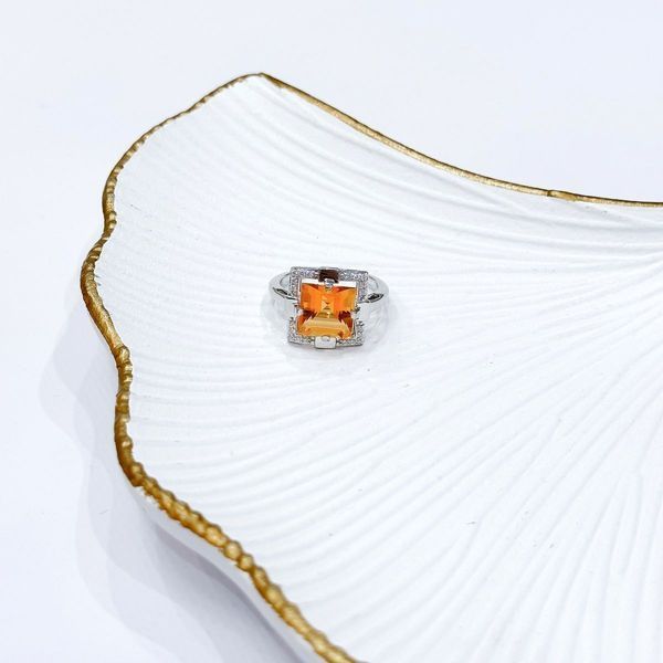Серебряное кольцо с Натуральным золотим кварцем 4.735ct, фианитами, вес изделия 4,99 гр (2165729) 17.5 размер 2165729 фото