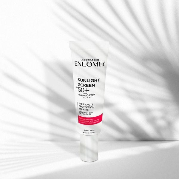 Солнцезащитный крем с фактором 50+ Sunlight Screen 50 Very High Sun Protection Eneomey, 50 мл EN10 фото