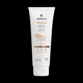 Сесдерма Солнцезащитный флюид для тела SesDerma Repaskin Light Fluid Body Sunscreen SPF 50, 200 мл 40005617 фото