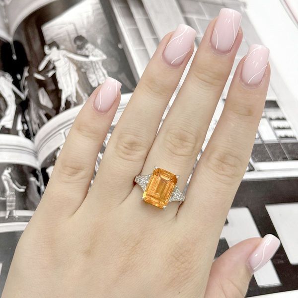 Срібна каблучка з Натуральним золотим кварцом 7.153ct, фіанітами, вага виробу 5,57 гр (2165767) 18.5 розмір 2165767 фото