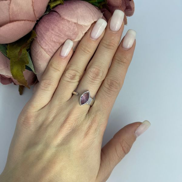 Срібна каблучка з натуральним аметистом 1.517ct, вага виробу 3,24 гр (2108870) 17 розмір 2108870 фото