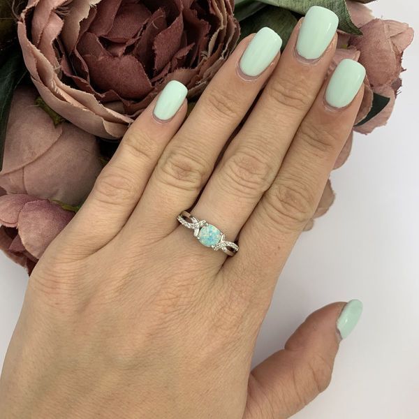 Срібна каблучка з опалом 0.373ct, вага виробу 2,96 гр (2097617) 17 розмір 2097617 фото