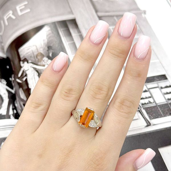 Серебряное кольцо с Натуральным золотим кварцем 2.783ct, фианитами, вес изделия 4,02 гр (2165798) 18.5 размер 2165798 фото
