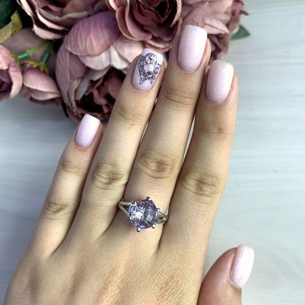 Срібна каблучка з натуральним аметистом 2.3ct, вага виробу 3,75 гр (2048923) 17 розмір 2048923 фото