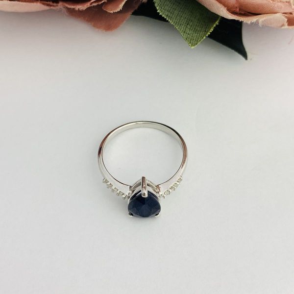 Серебряное кольцо с натуральным сапфиром 2.358ct, вес изделия 2,55 гр (2098102) 17 размер 2098102 фото