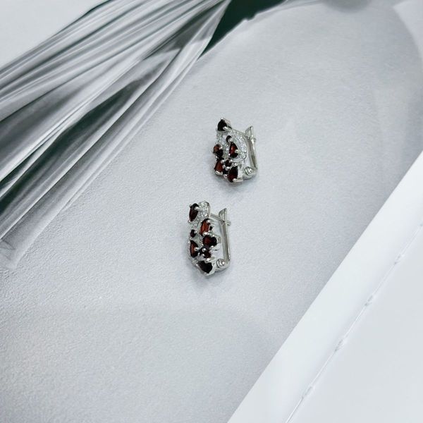 Срібні сережки з натуральним гранатом 4.472ct (2171546) 2171546 фото