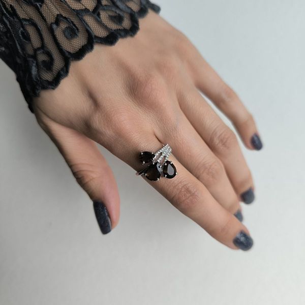 Серебряное кольцо с натуральным раухтопазом (дымчатым кварцем) 3.192ct, фианитами, вес изделия 4,43 гр (2180470) 18 размер 2180470 фото