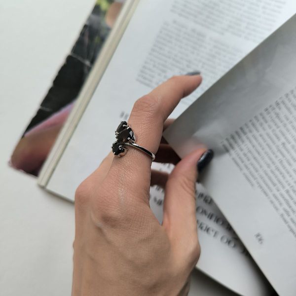Серебряное кольцо с натуральным раухтопазом (дымчатым кварцем) 3.192ct, фианитами, вес изделия 4,43 гр (2180470) 18 размер 2180470 фото
