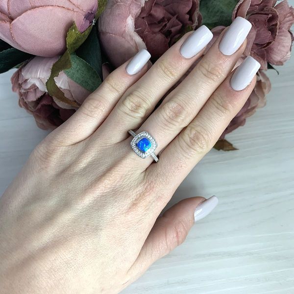 Срібна каблучка з опалом 0.86ct, вага виробу 3,11 гр (2072874) 17.5 розмір 2072874 фото