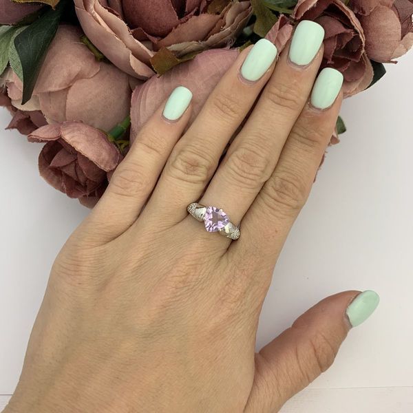 Срібна каблучка з натуральним аметистом 1.825ct, вага виробу 3,26 гр (2098614) 17.5 розмір 2098614 фото