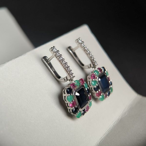 Срібні сережки з натуральним сапфіром 4.05ct, смарагдом, рубіном (2182399) 2182399 фото