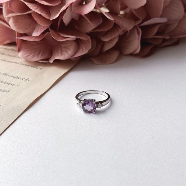 Срібна каблучка з натуральним аметистом 1.657ct, вага виробу 2,64 гр (2024323) 18 розмір 2024323 фото