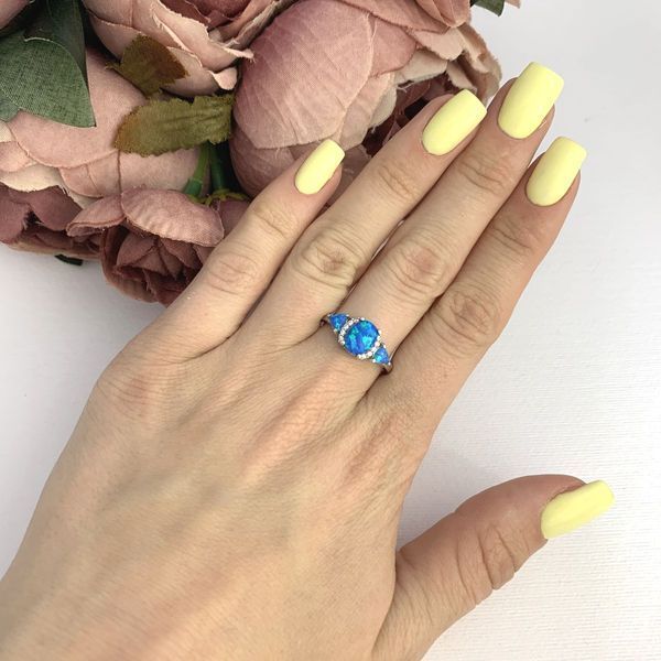 Серебряное кольцо с опалом 0.99ct, вес изделия 2,69 гр (2083597) 17 размер 2083597 фото
