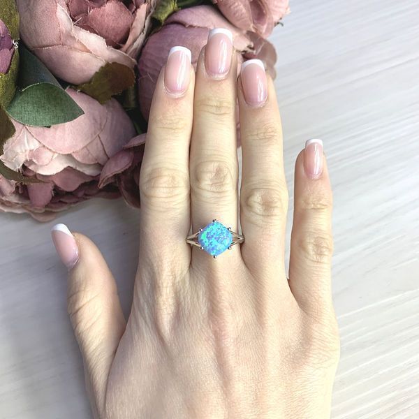 Серебряное кольцо с опалом 1.683ct, вес изделия 3,01 гр (2073161) 18 размер 2073161 фото