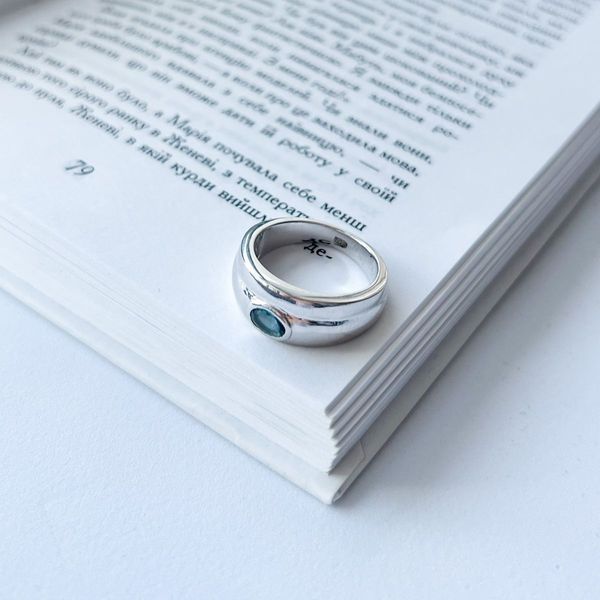 Срібна каблучка з топазом Лондон Блю 0.4ct, вага виробу 5,31 гр (2140818) 17 розмір 2140818 фото