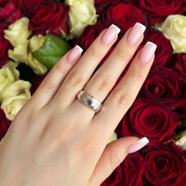 Срібна каблучка з топазом Лондон Блю 0.4ct, вага виробу 5,31 гр (2140818) 17 розмір 2140818 фото